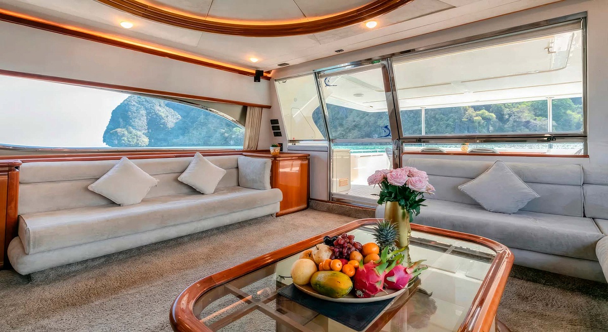 Аренда яхты Ferretti 80 Sofia на Пхукете